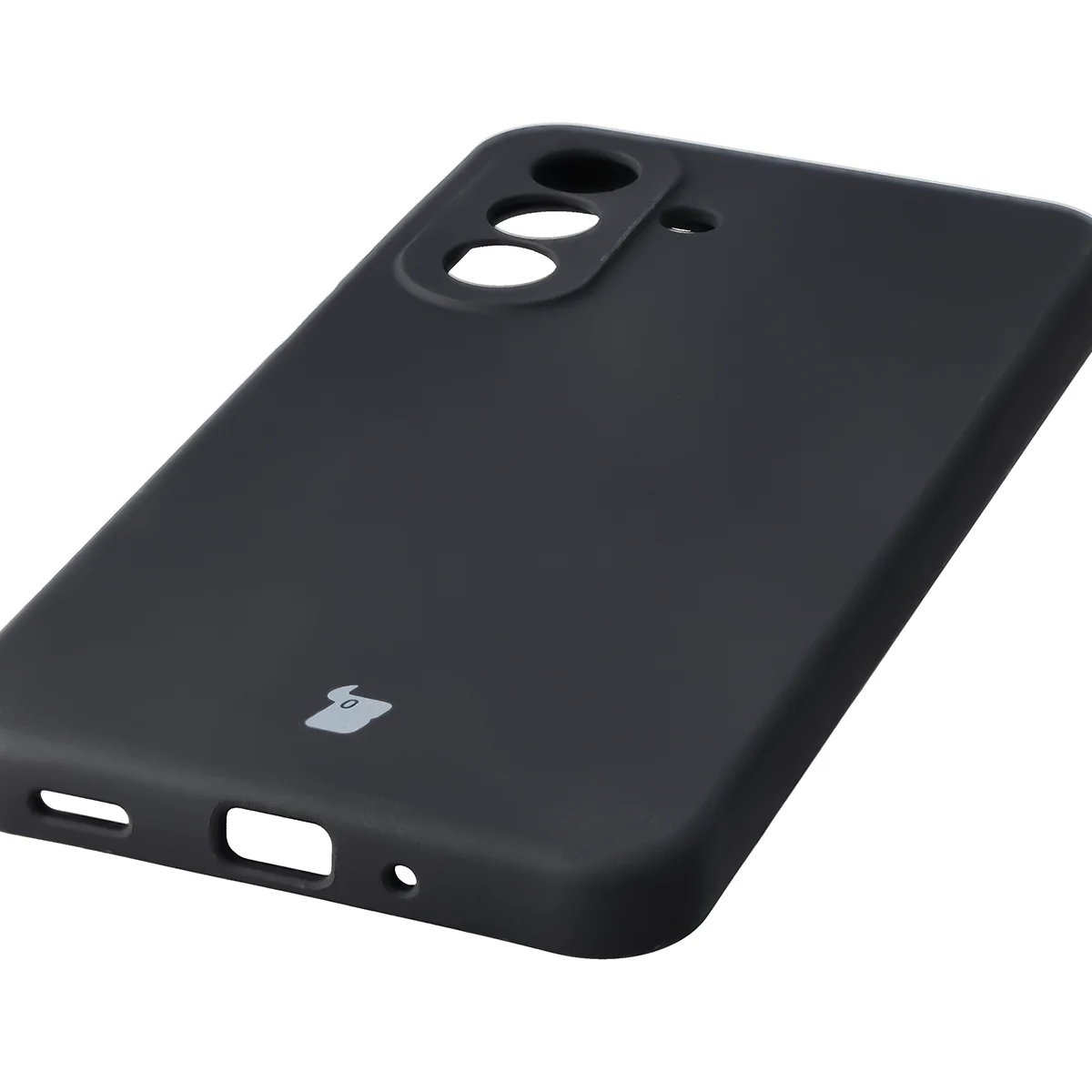 Zbliżenie na precyzyjne wycięcia i możliwość ładowania indukcyjnego w etui Bizon Soft Case do Samsung Galaxy A27 5G